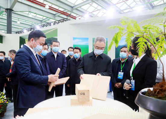 余紅輝出席中國·合肥苗木花卉交易大會