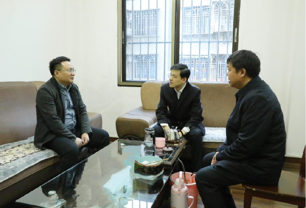 康鶴會(huì)見永安市委書記傅天寶