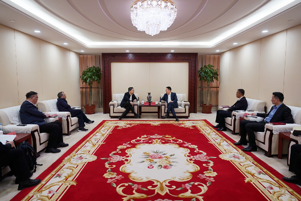 余紅輝會見浙江省淳安縣委書記楊建根一行