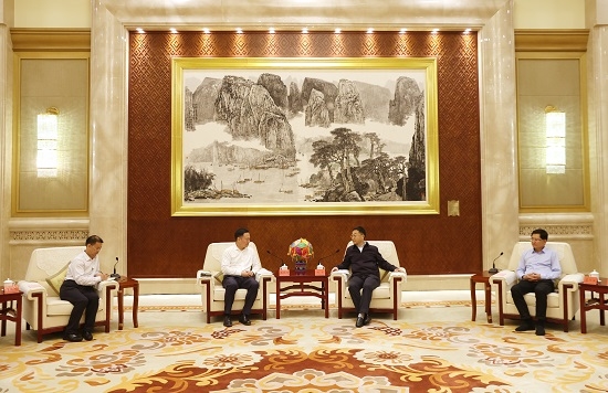 余紅輝拜會廣西壯族自治區(qū)黨委書記劉寧、自治區(qū)主席藍天立